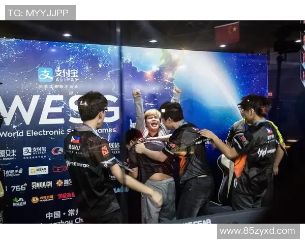 周军专访:从新手到职业选手的DOTA2成长之路回顾与展望 周军专访:从新手到职业选手的DOTA2成长之路回顾与展望